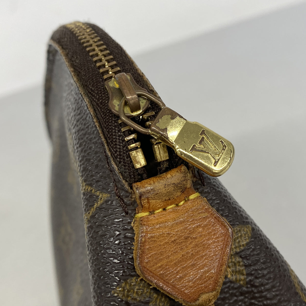 【6hc2847】ルイヴィトン ポーチ モノグラム ポシェットコスメティックPM M47515 ブラウン【中古】レディース
