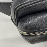 【6hc2853】ルイヴィトン ボディバッグ タイガラマ バムバッグアウトドア M30245 ブラック【中古】メンズ