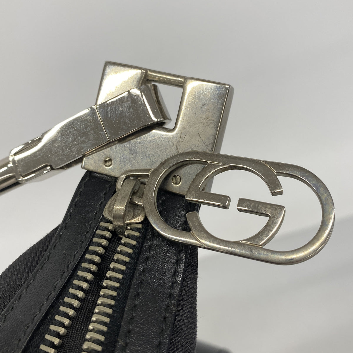 【6hc2854】グッチ ハンドバッグ GGキャンバス 001 3814 キャンバス ブラック シルバー金具【中古】レディース