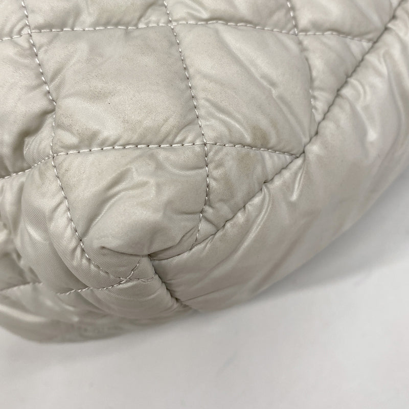 【6hc2855】シャネル トートバッグ コココクーン ナイロン グレー シルバー金具【中古】レディース