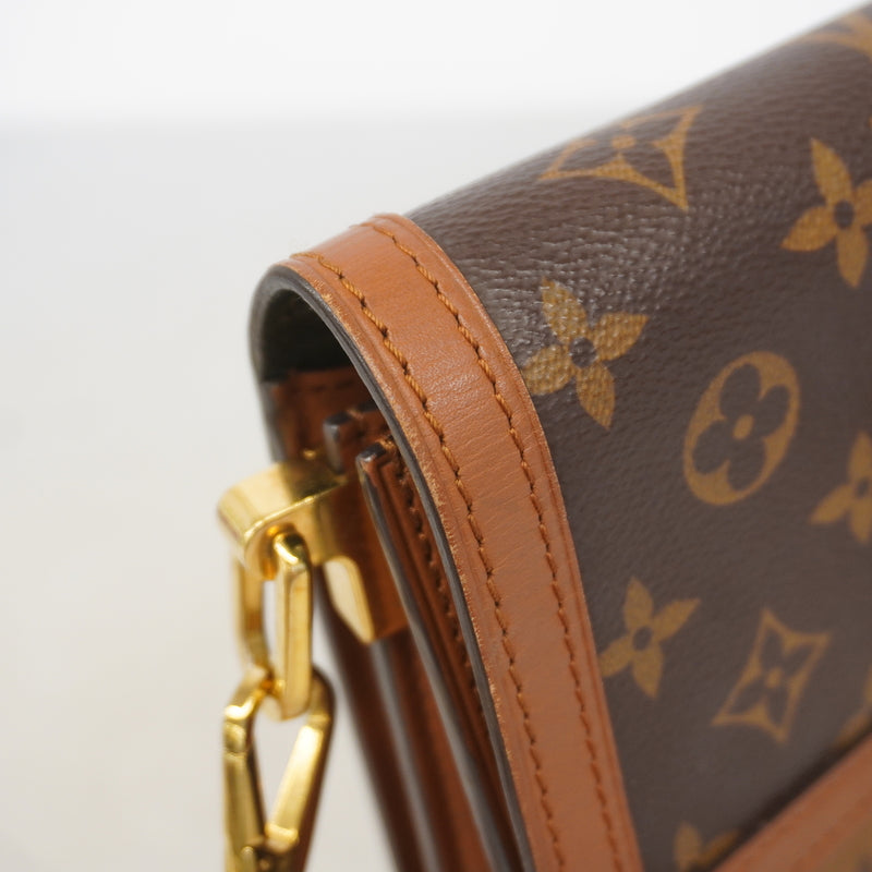【6hc2858】ルイヴィトン ショルダーバッグ モノグラム・リバース ドーフィーヌMM M44391 ブラウン【中古】レディース