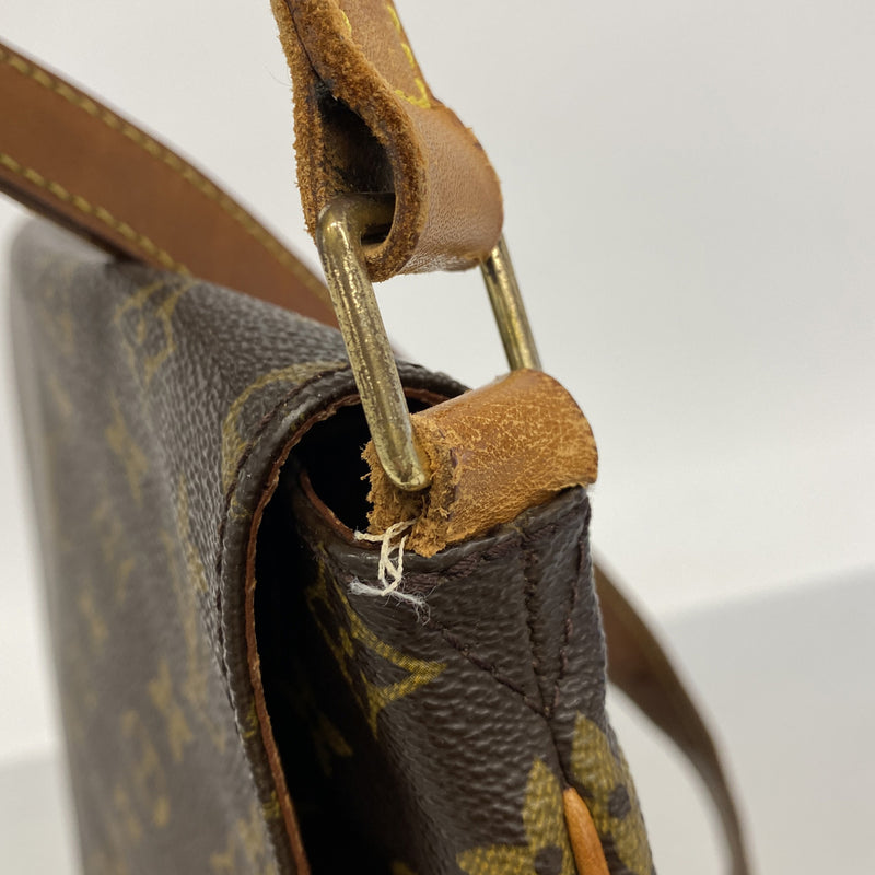 【6hc2867】ルイヴィトン ショルダーバッグ モノグラム ミュゼット M51256 ブラウン【中古】レディース