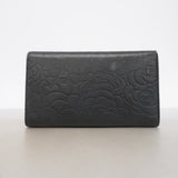 【6hc2875】シャネル 三つ折り長財布 カメリア ラムスキン ブラック シルバー金具【中古】レディース