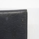 【6hc2875】シャネル 三つ折り長財布 カメリア ラムスキン ブラック シルバー金具【中古】レディース