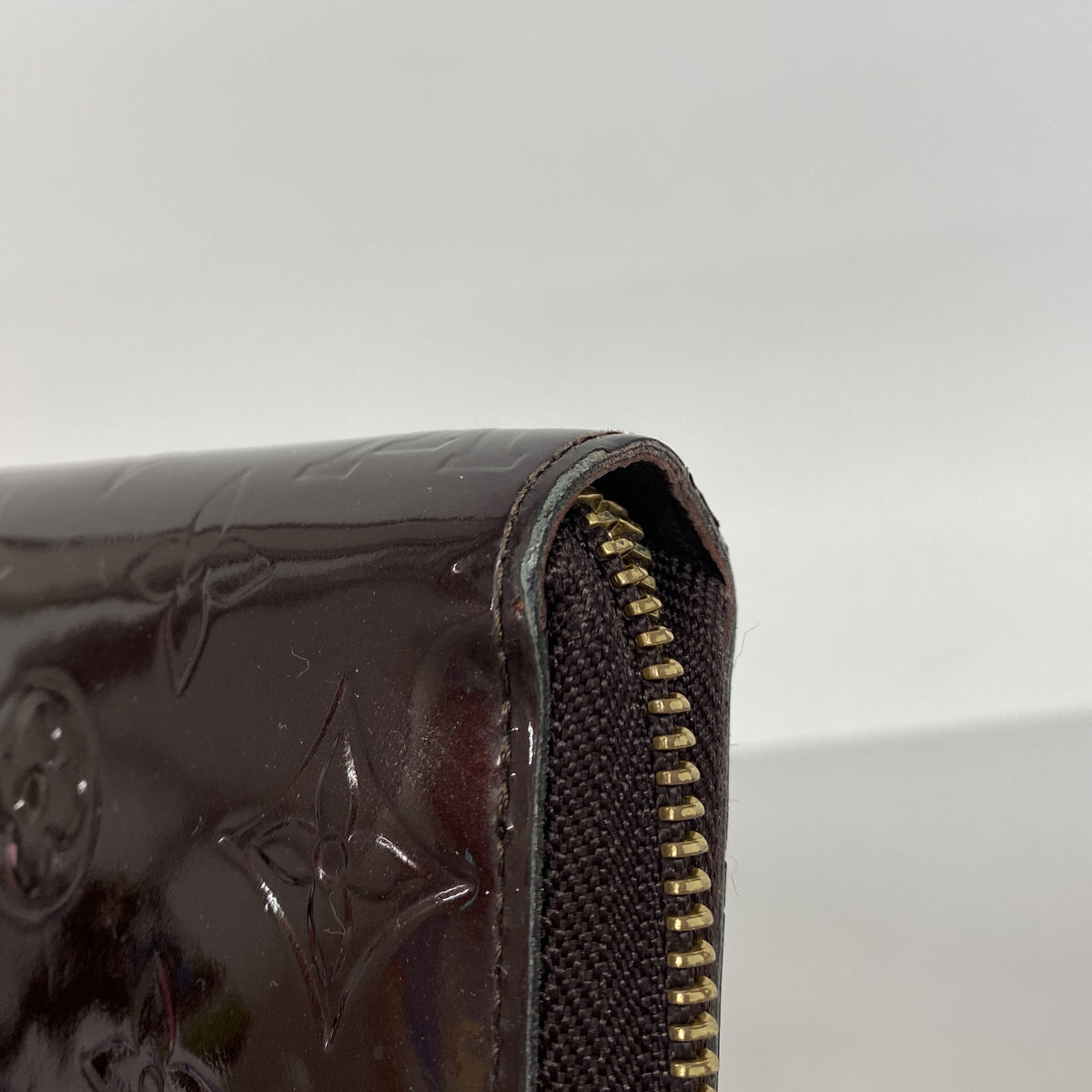 【6hc2901】ルイヴィトン 長財布 ヴェルニ ジッピーウォレット M93522 アマラント【中古】メンズ レディース ユニセックス