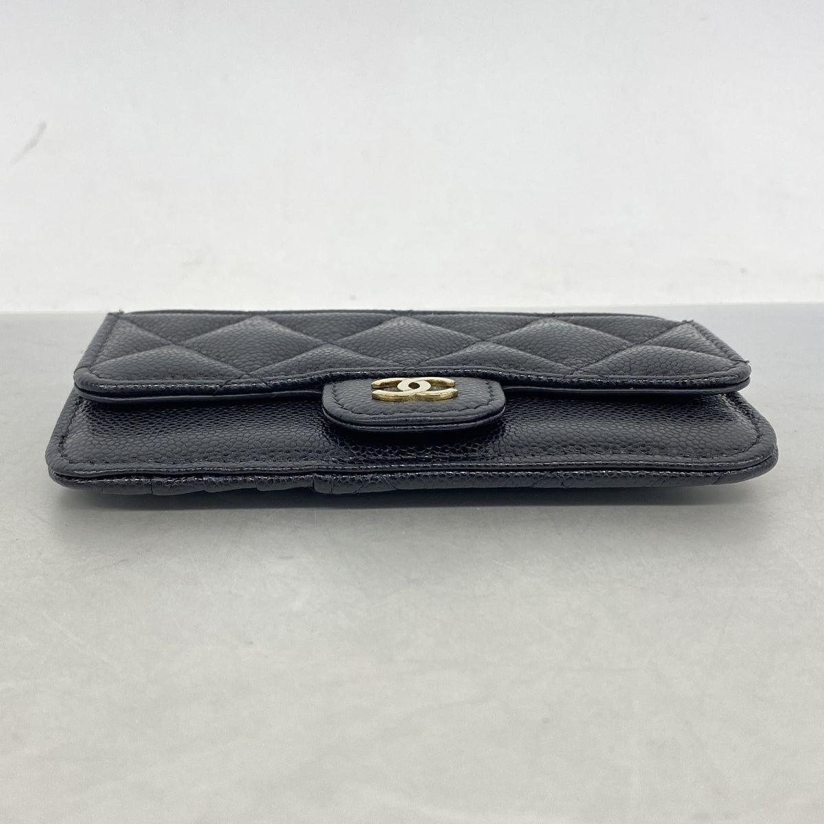 【6hd3007】シャネル コインケース マトラッセ キャビアスキン ブラック シャンパンゴールド金具【中古】レディース