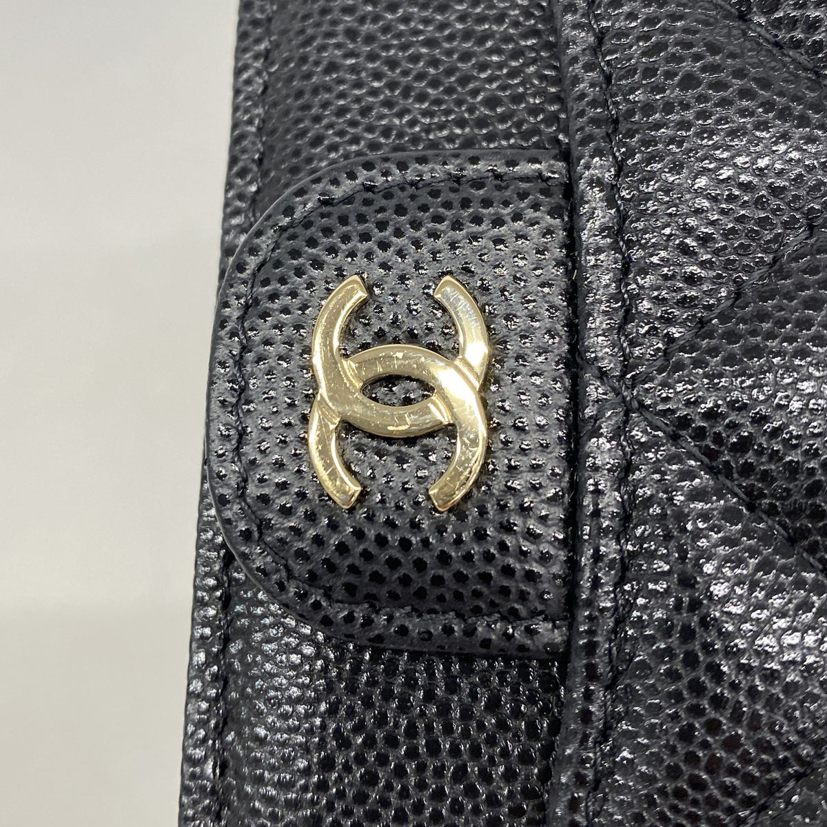 【6hd3007】シャネル コインケース マトラッセ キャビアスキン ブラック シャンパンゴールド金具【中古】レディース