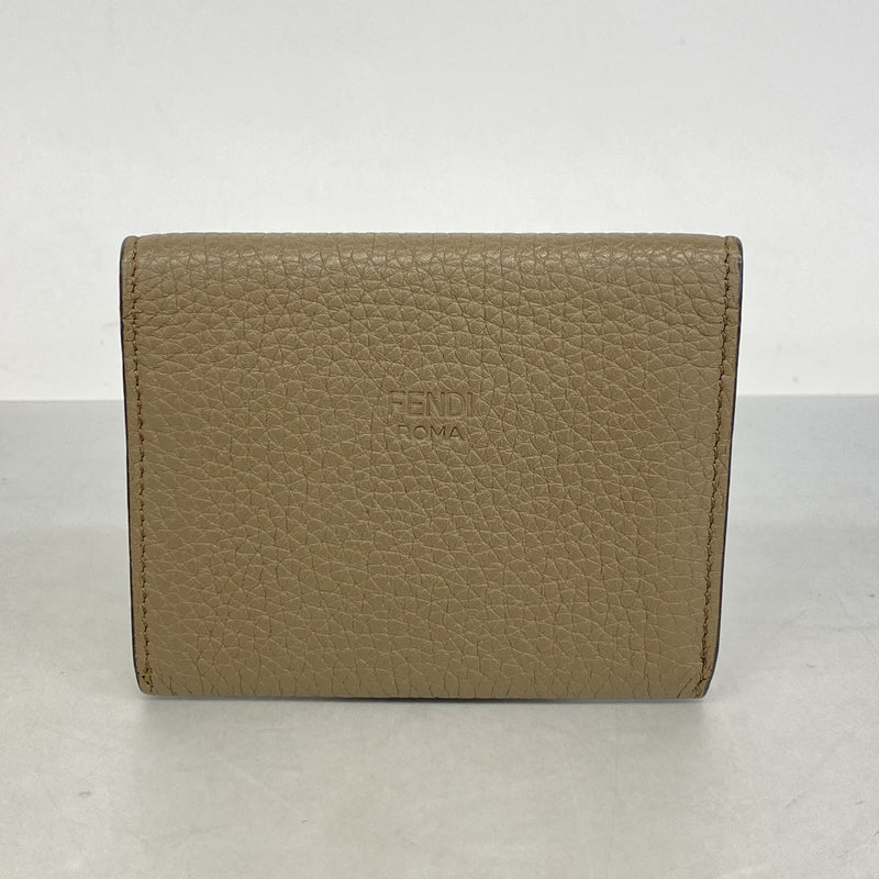 【6hd3008】フェンディ 名刺入れ ピーカブー レザー ブラウン シルバー金具【中古】メンズ レディース ユニセックス