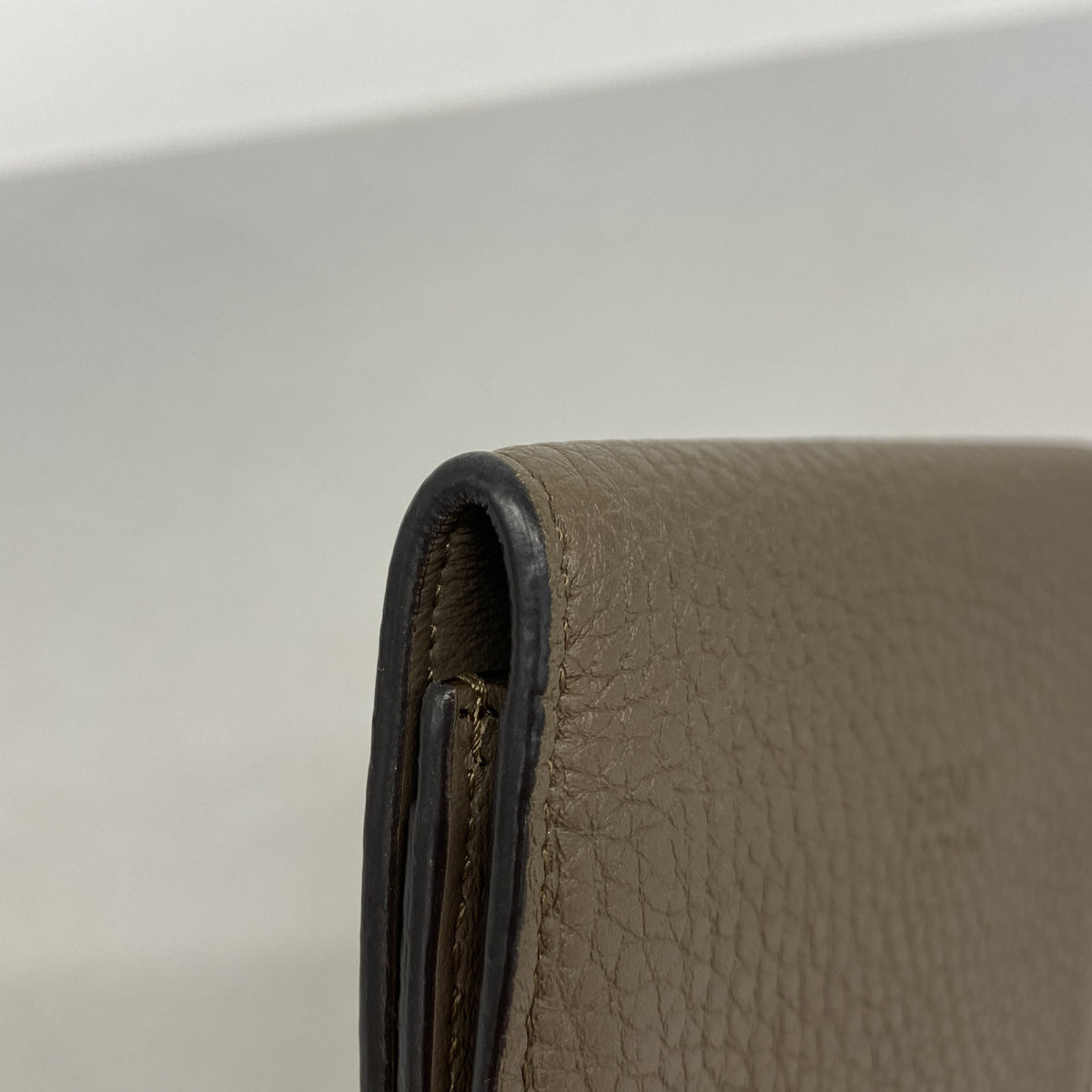 【6hd3008】フェンディ 名刺入れ ピーカブー レザー ブラウン シルバー金具【中古】メンズ レディース ユニセックス