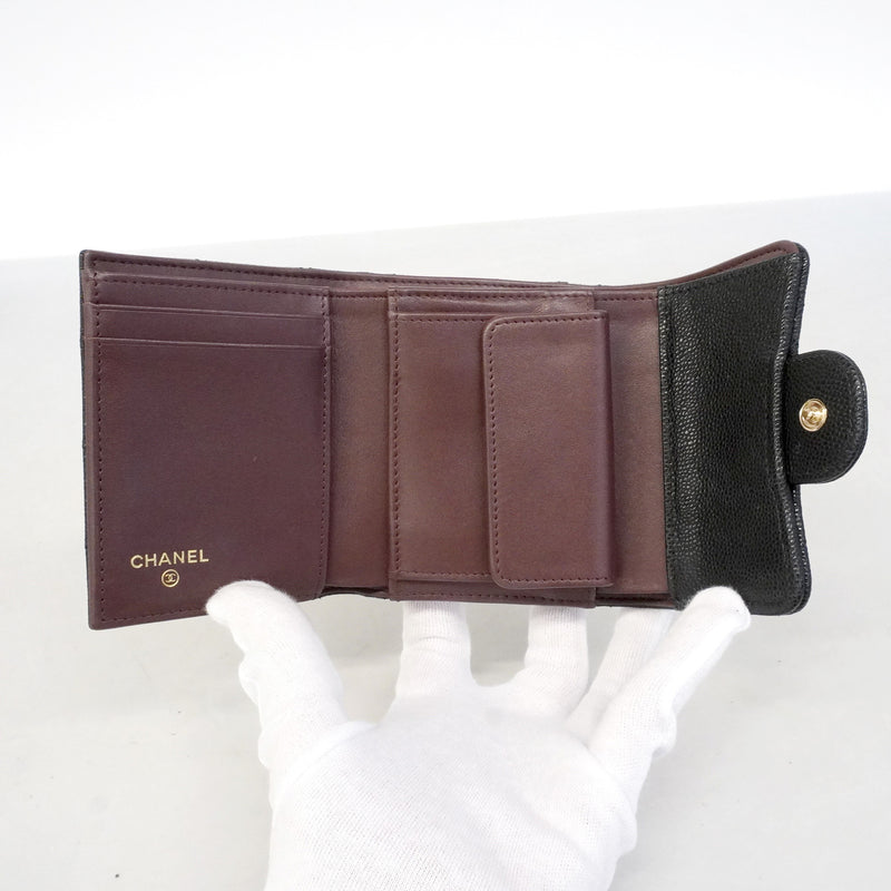 【6hd3053-k】シャネル 三つ折り財布 マトラッセ キャビアスキン ブラック シャンパンゴールド金具【中古】レディース