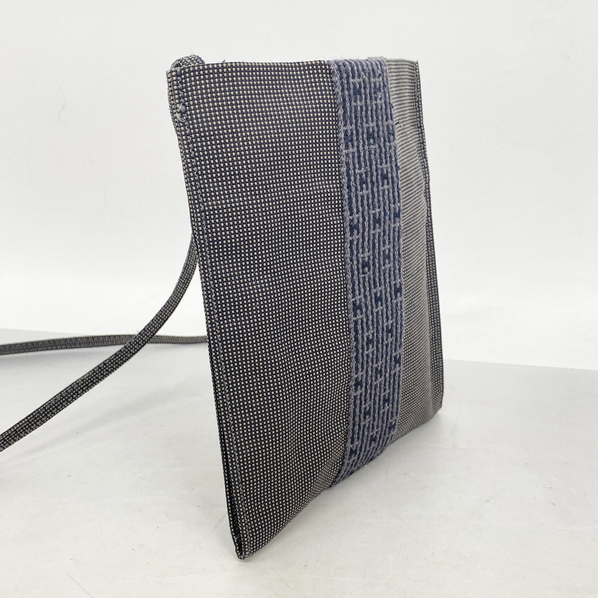 【6hd3068】エルメス ショルダーバッグ エールラインポシェット ナイロン グレー【中古】レディース