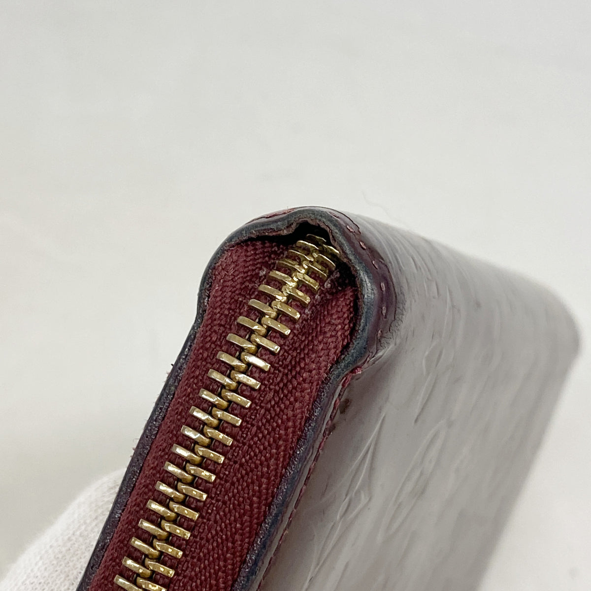 【6hd3074】ルイヴィトン 長財布 ヴェルニ ジッピーウォレット M91536 ルージュフォーヴィスト【中古】レディース