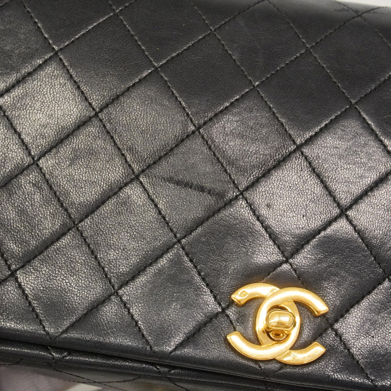 【6hd3108】シャネル ショルダーバッグ マトラッセ チェーンショルダー ラムスキン ブラック ゴールド金具【中古】レディース