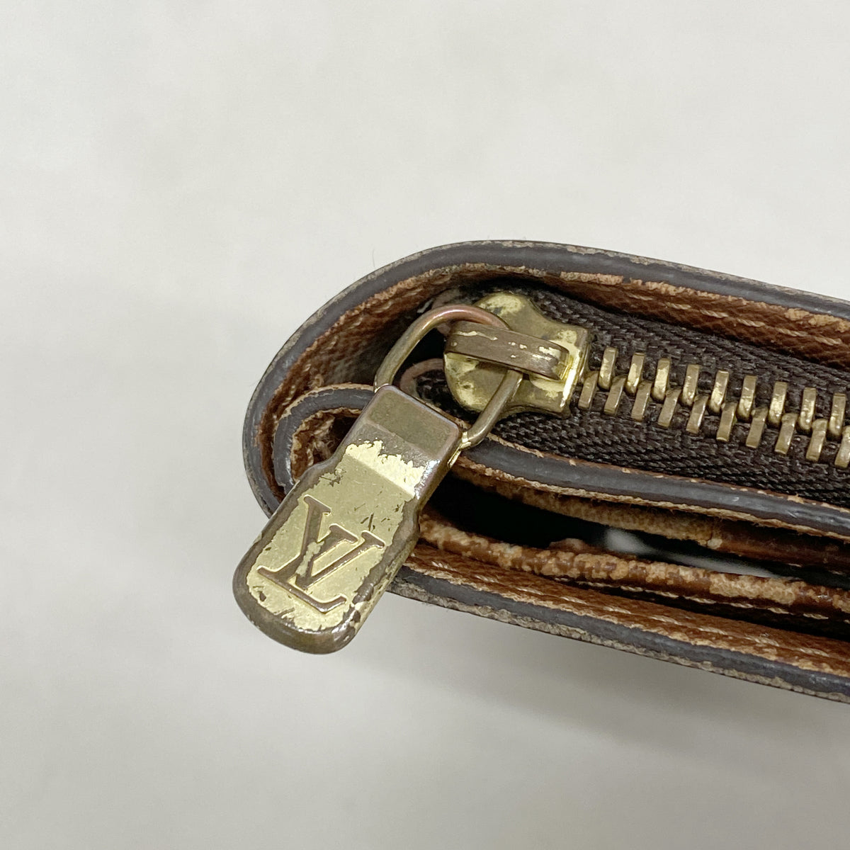 【6hd3118】ルイヴィトン 財布 モノグラム コンパクトジップ M61667 ブラウン【中古】レディース