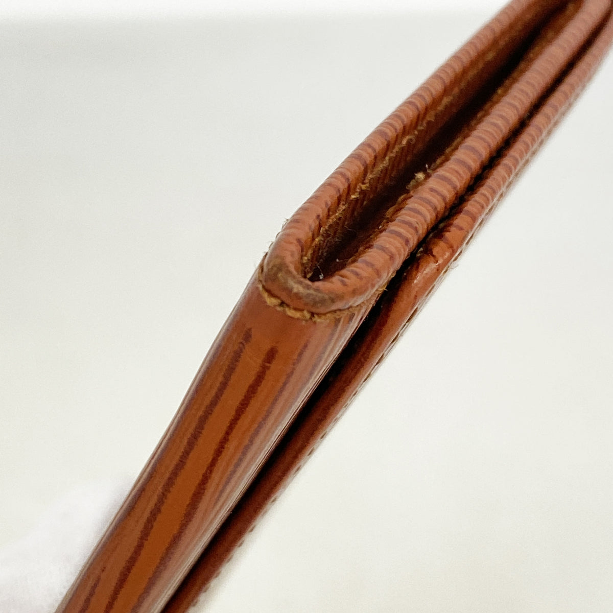 【6hd3137】ルイヴィトン 長札入れ エピ ポルト円カルトクレディ M63533 ケニアブラウン【中古】レディース