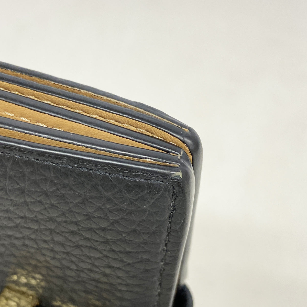 【6hd3139】ルイヴィトン 財布 LVヴェルティカルウォレットコンパクト M81561 ノワール【中古】レディース