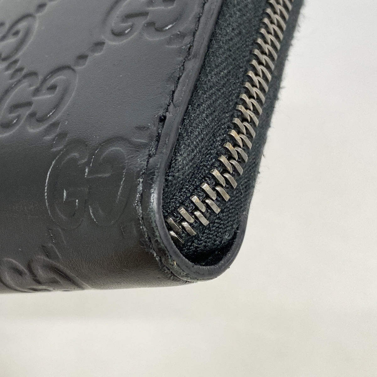 【6hd3179】グッチ 長財布 グッチシマ 307987 レザー ブラック シルバー金具【中古】メンズ レディース ユニセックス