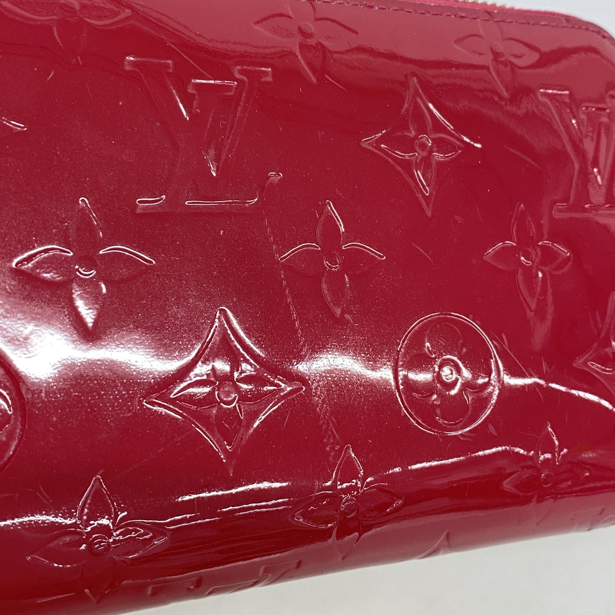 【6hd3187】ルイヴィトン 長財布 ヴェルニ ジッピーウォレット M91597 ローズアンディアン【中古】レディース