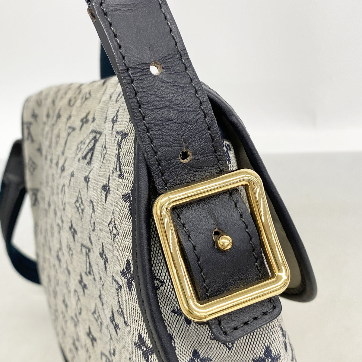 【6hd3218】ルイヴィトン ショルダーバッグ モノグラム・ミニ ベランジェール M92670 ブルー【中古】レディース