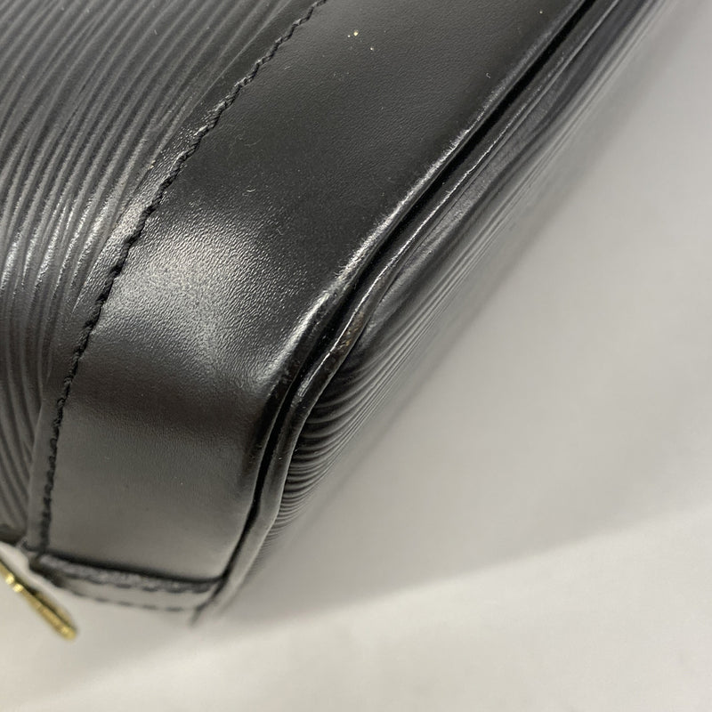 【6hd3225】ルイヴィトン ハンドバッグ エピ アルマ M52142 ノワール 2wayバッグ【中古】レディース