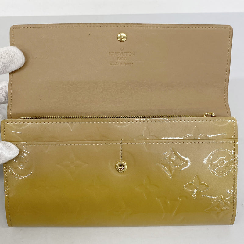 【6hd3229】ルイヴィトン 長財布 ヴェルニ ポシェットポルトモネクレディ M91380 ノワゼット【中古】レディース