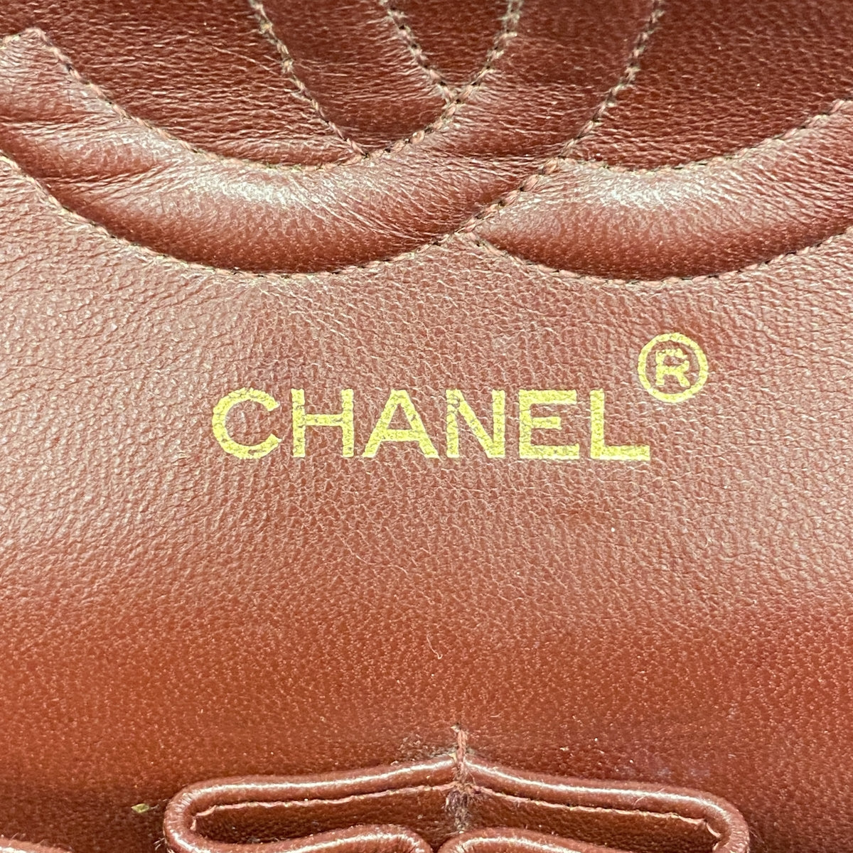 【6hd3232】シャネル ショルダーバッグ マトラッセ Wフラップ Wチェーン ラムスキン ブラック ゴールド金具【中古】レディース