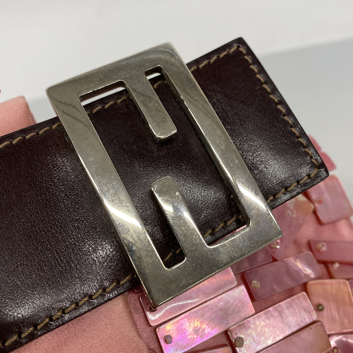 【6hd3250】フェンディ ハンドバッグ マンマバケット サテン ピンクマザーオパール ピンク ブラウン シルバー金具【中古】レディース