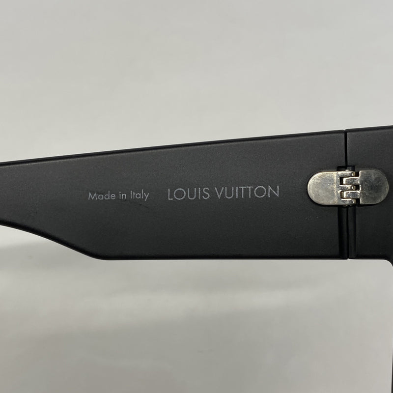 【6hd3274】ルイヴィトン サングラス サングラスLVワイメアL Z1583E ブラック【中古】メンズ