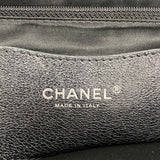【6hd3311】シャネル トートバッグ オンザロード レザー ブラック シルバー金具【中古】レディース