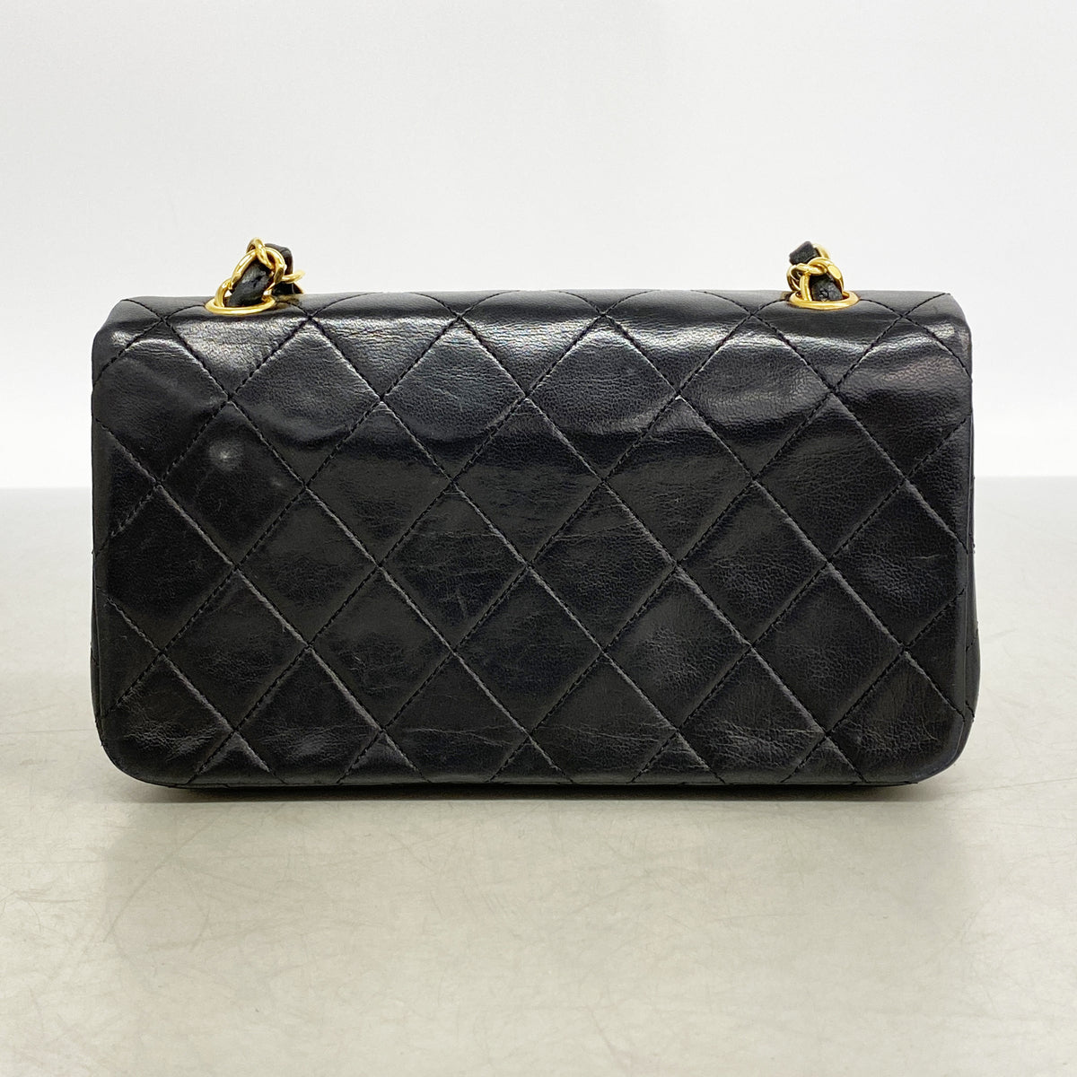 【6hd3313】シャネル ショルダーバッグ ミニマトラッセ チェーンショルダー ラムスキン ブラック ゴールド金具【中古】レディース