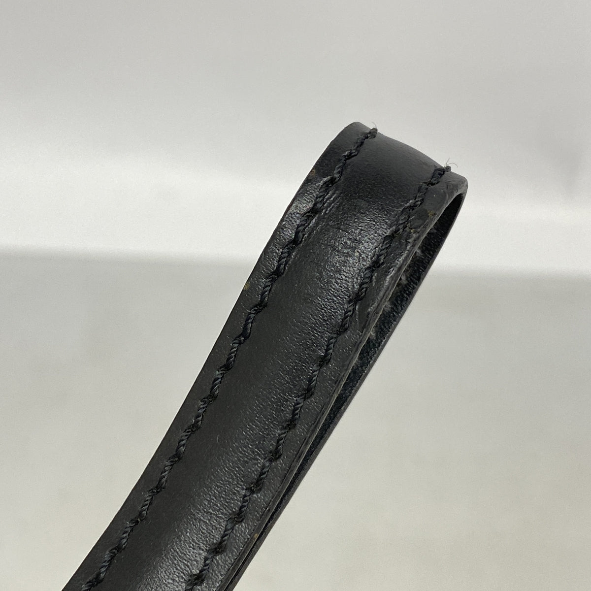 【6hd3339】ルイヴィトン クラッチバッグ エピ ポシェットセリエドラゴンヌ M52612 ノワール【中古】レディース