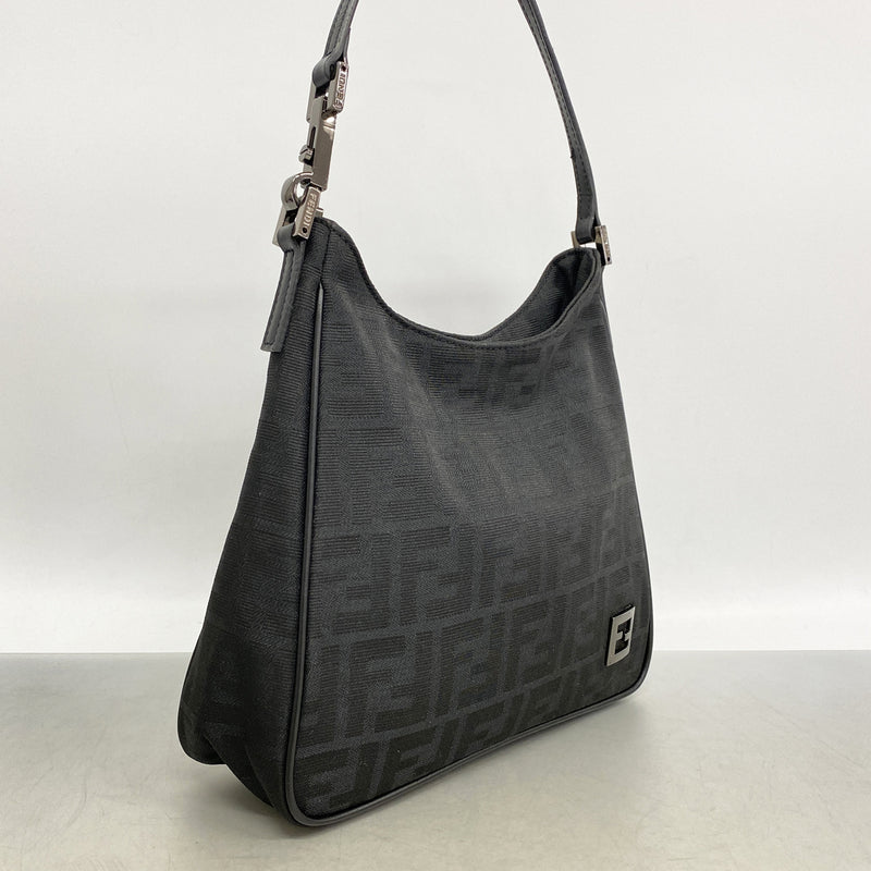 【6hd3341】フェンディ ショルダーバッグ ズッカ ナイロンキャンバス ブラック シルバー金具【中古】レディース