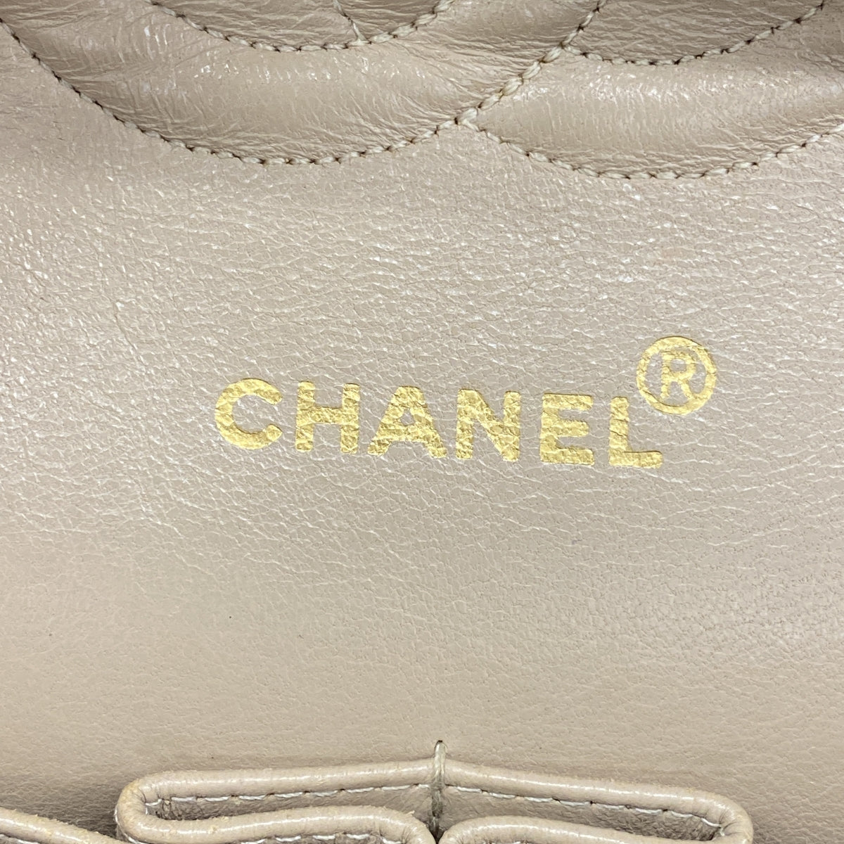 【6hd3350】シャネル ショルダーバッグ マトラッセ Wフラップ Wチェーン ラムスキン ベージュ ゴールド金具【中古】レディース