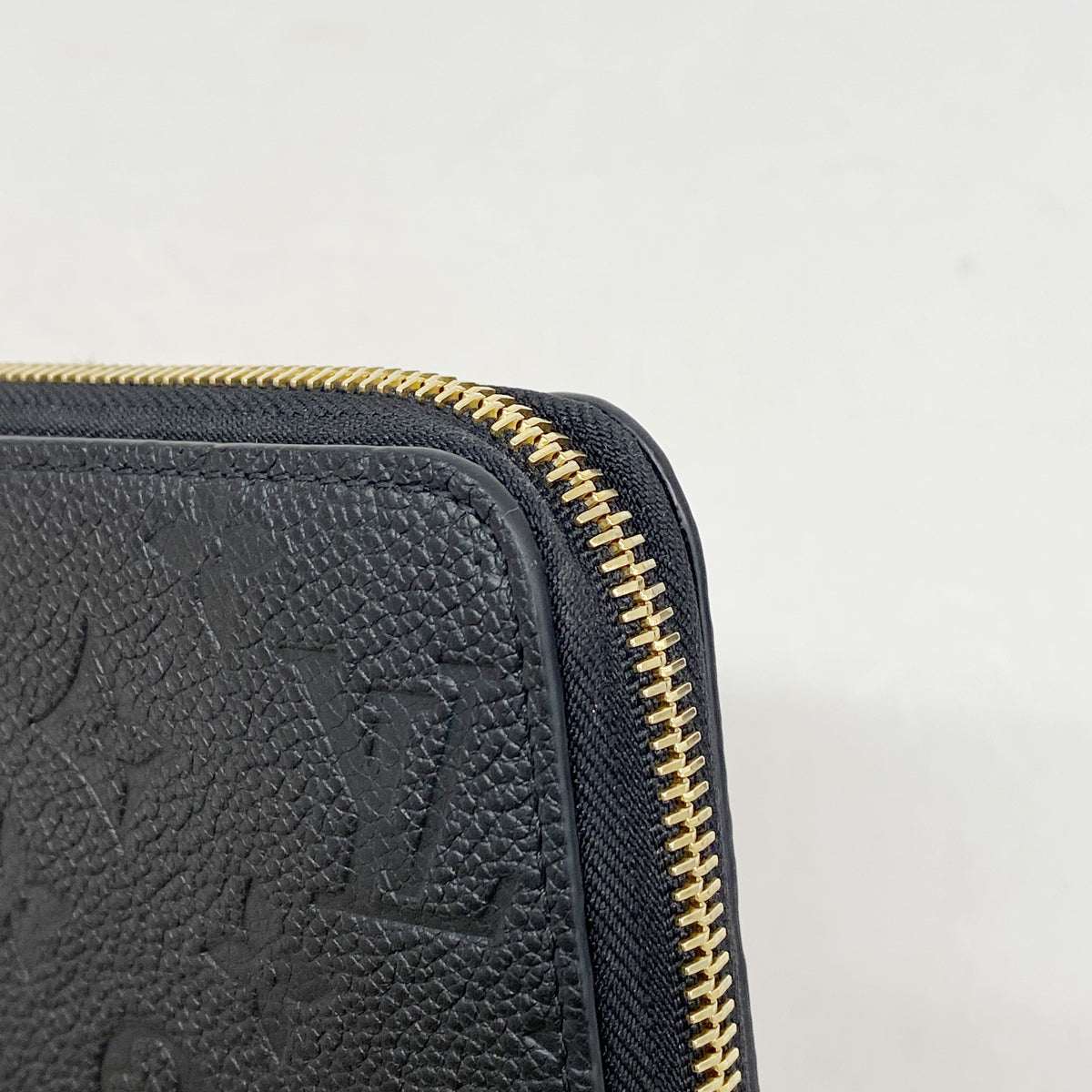 【6hd3367】ルイヴィトン 長財布 モノグラム・アンプラント ジッピーウォレット M61864 ノワール【中古】レディース