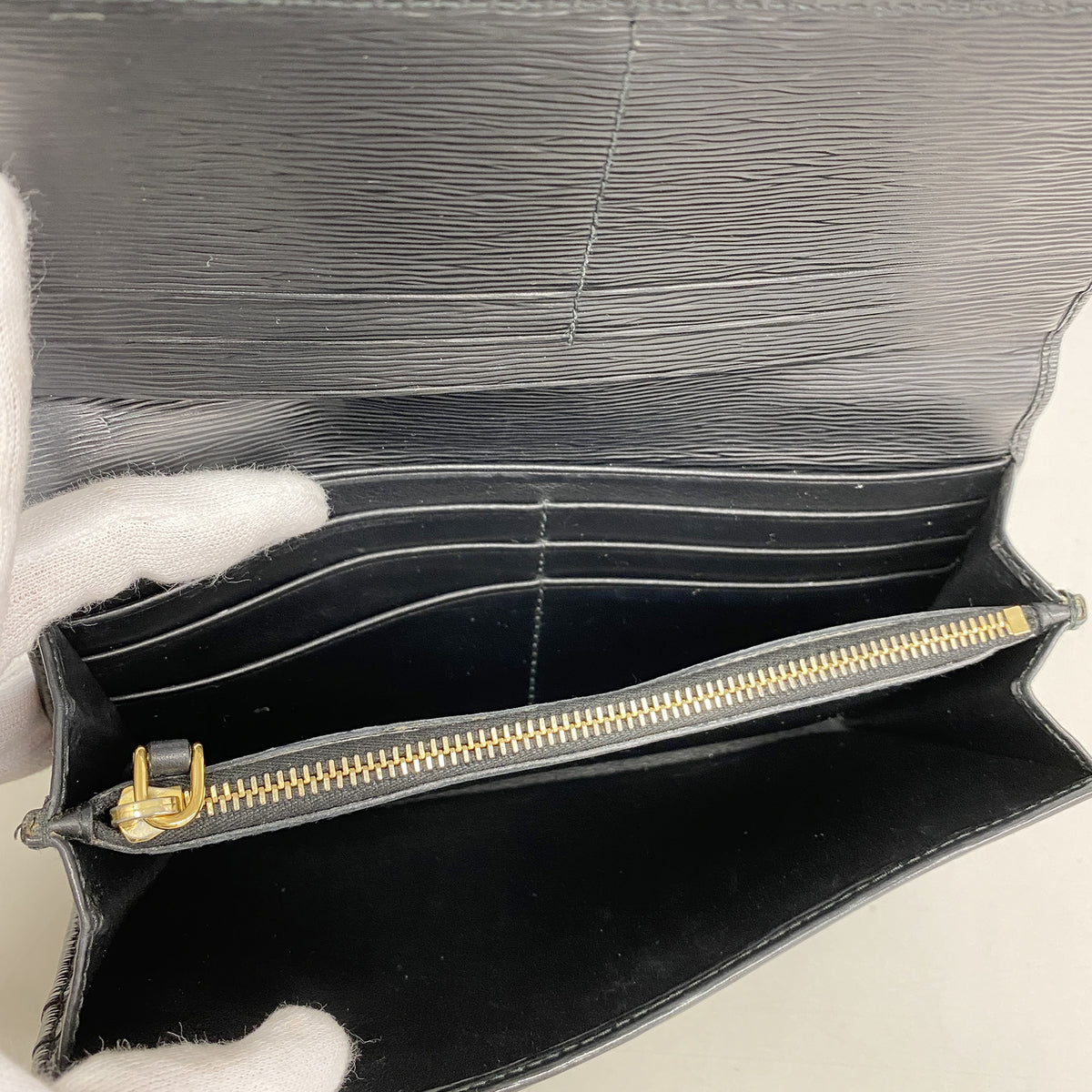 【6hd3396-k】プラダ 長財布 ヴィッテロ レザー ブラック ゴールド金具【中古】メンズ レディース ユニセックス