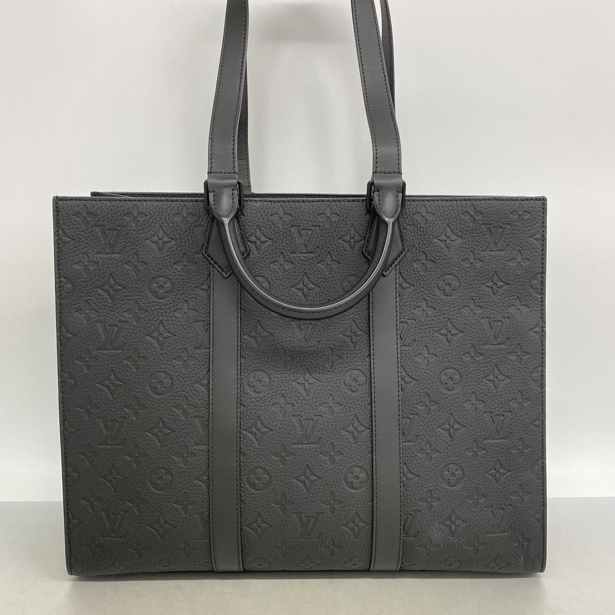 【6hd3405】ルイヴィトン トートバッグ トリヨン サックプラ 24H M24786 ブラック 2wayバック【中古】メンズ