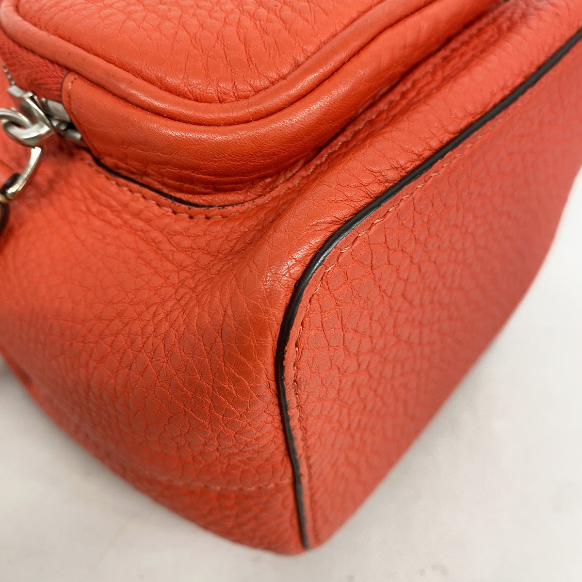 【6hd3413】フェンディ ハンドバッグ モントレゾールミニ レザー レッド シルバー金具 2wayバッグ【中古】レディース
