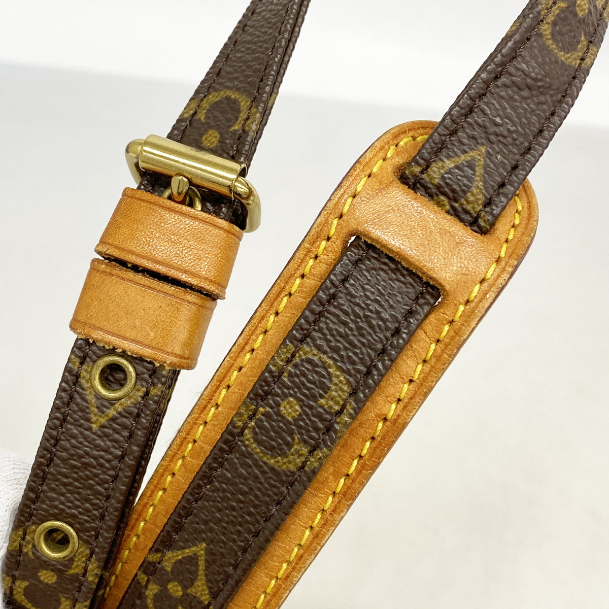 【6hd3416】ルイヴィトン ショルダーバッグ モノグラム ダヌーブ M45266 ブラウン【中古】レディース
