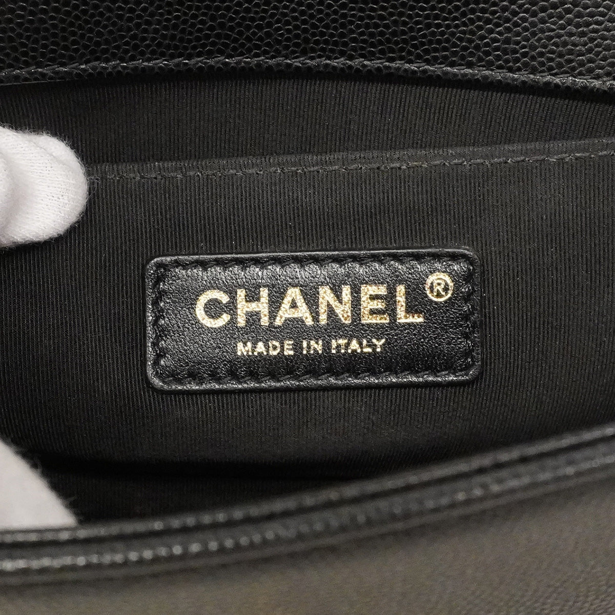 【6hd3480】シャネル ショルダーバッグ ボーイシャネル チェーンショルダー キャビアスキン ブラック ゴールド金具【中古】レディース