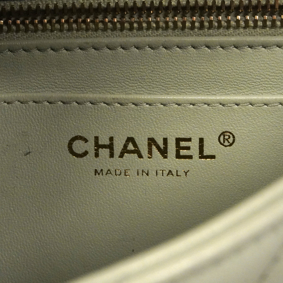 【6hd3486】シャネル ショルダーバッグ ミニマトラッセ チェーンショルダー ラムスキン グリーン シャンパンゴールド金具【中古】レディース