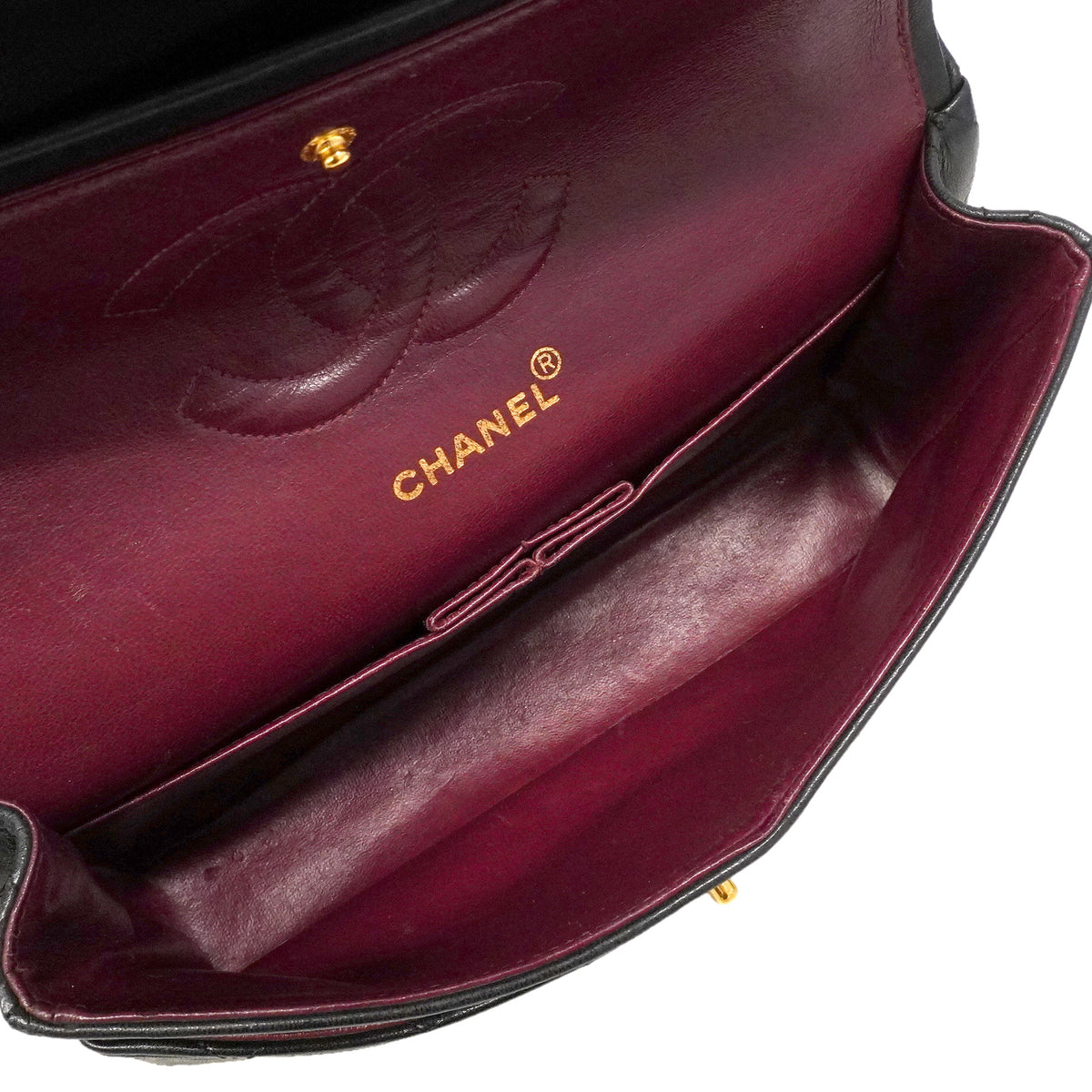 【6hd3492】シャネル ショルダーバッグ マトラッセ Wフラップ Wチェーン ラムスキン ブラック ゴールド金具【中古】レディース