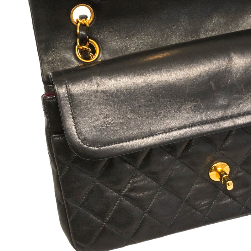 【6hd3495】シャネル ショルダーバッグ マトラッセ Wフラップ Wチェーン ラムスキン ブラック ゴールド金具【中古】レディース