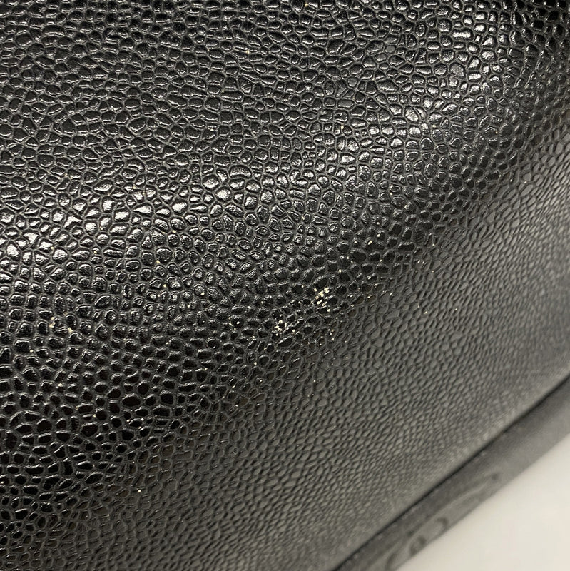 【6hd3539】シャネル ショルダーバッグ トリプルココ キャビアスキン ブラック ゴールド金具【中古】レディース