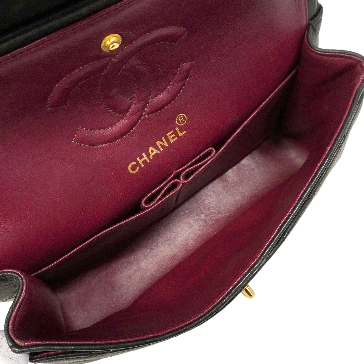 【6hd3583】シャネル ショルダーバッグ マトラッセ Wフラップ Wチェーン ラムスキン ブラック ゴールド金具【中古】レディース