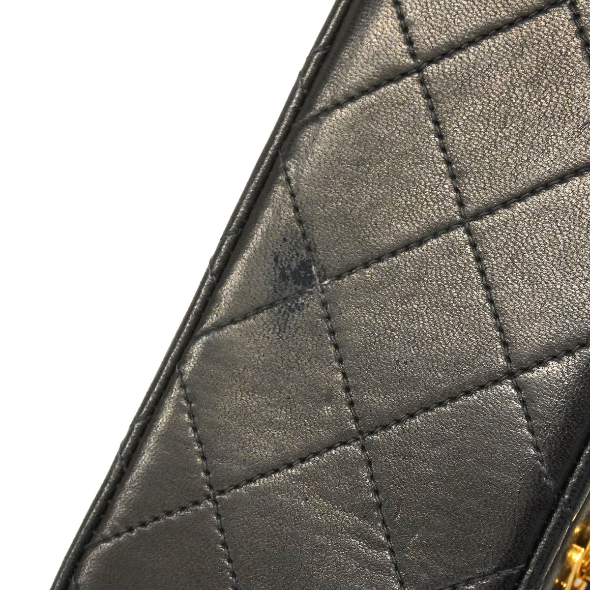 【6hd3583】シャネル ショルダーバッグ マトラッセ Wフラップ Wチェーン ラムスキン ブラック ゴールド金具【中古】レディース