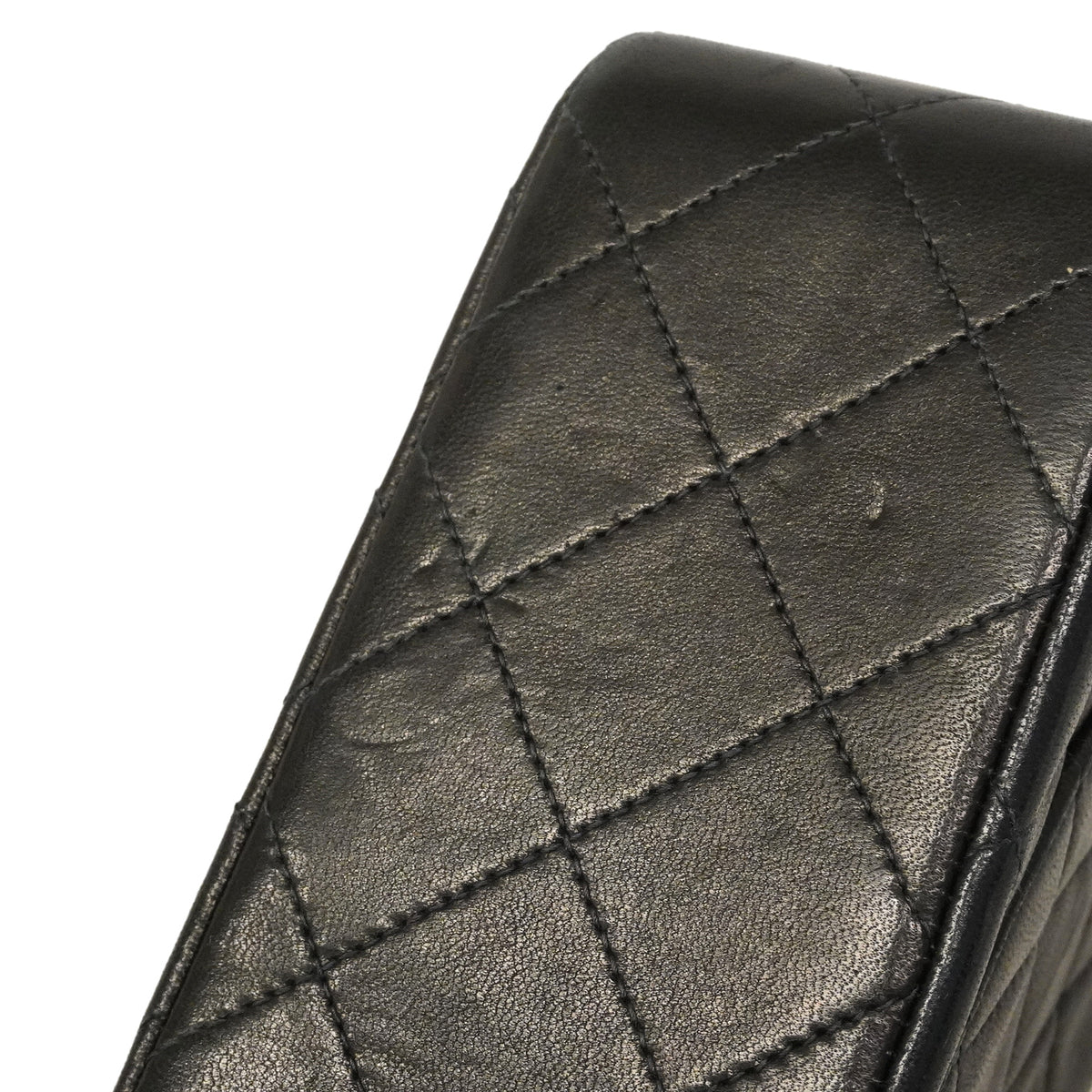 【6hd3583】シャネル ショルダーバッグ マトラッセ Wフラップ Wチェーン ラムスキン ブラック ゴールド金具【中古】レディース
