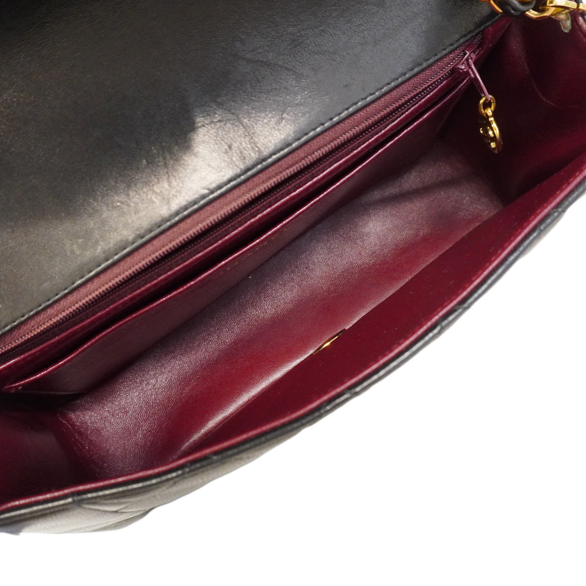 【6hd3592】シャネル ショルダーバッグ ダイアナ チェーンショルダー ラムスキン ブラック ゴールド金具【中古】レディース