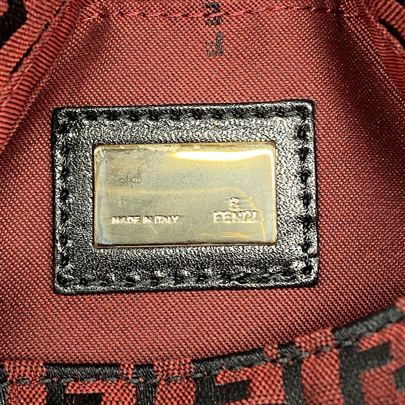【6hd3666】フェンディ ハンドバッグ ズッキーノ マンマバケット ナイロンキャンバス レッド ブラック シルバー金具【中古】レディース