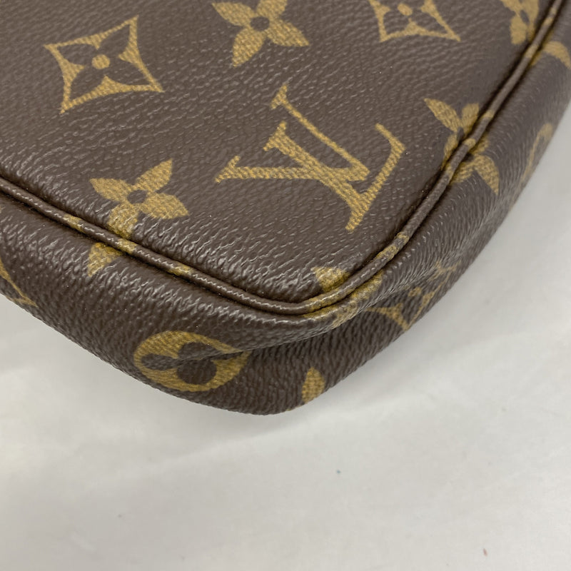 【6hd3751】ルイヴィトン ポーチ モノグラム ポシェットアクセソワール M51980 ブラウン【中古】レディース