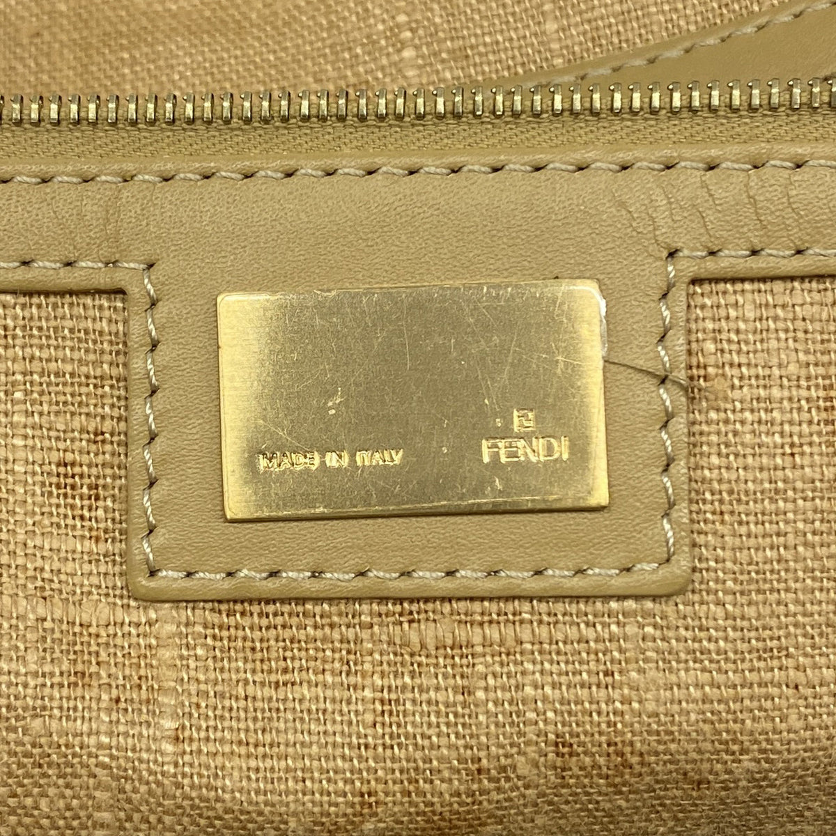 【6hd3794】フェンディ ハンドバッグ ズッカ ナイロンキャンバス ブラウン ベージュ ゴールド金具【中古】レディース